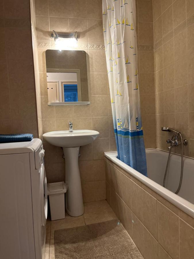 Bauhaus Flat In Amazing Location Διαμέρισμα Βουδαπέστη Εξωτερικό φωτογραφία